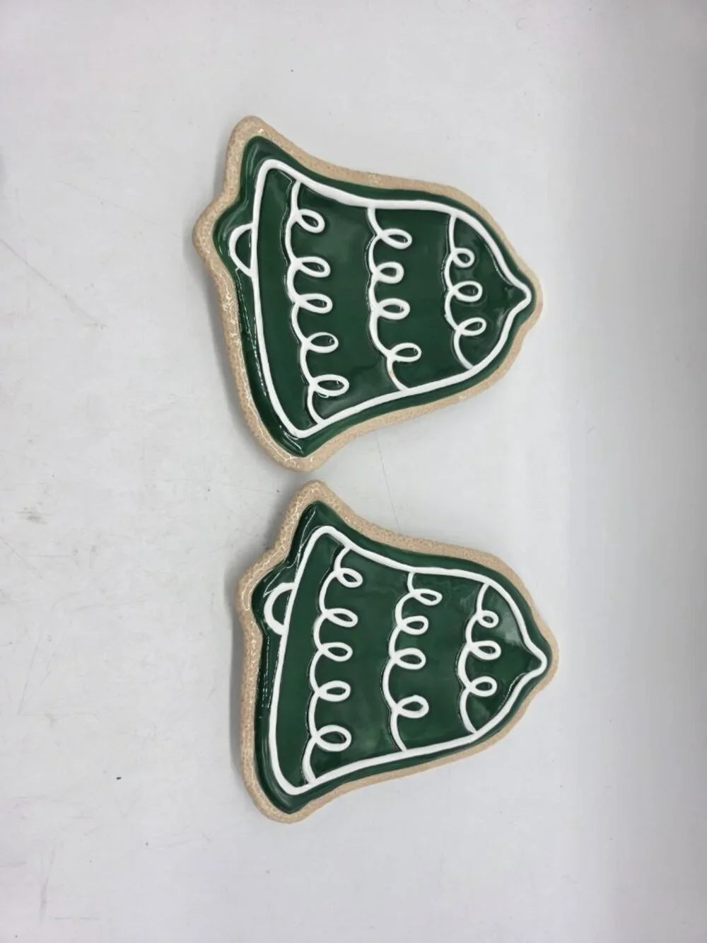 Fitz and Floyd Santa's Kitchen Bell Snack Plate Pair Holiday Christmas Winter